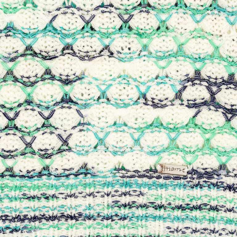💚 Jersey Blanco de Jacquard enTonos Verdes
