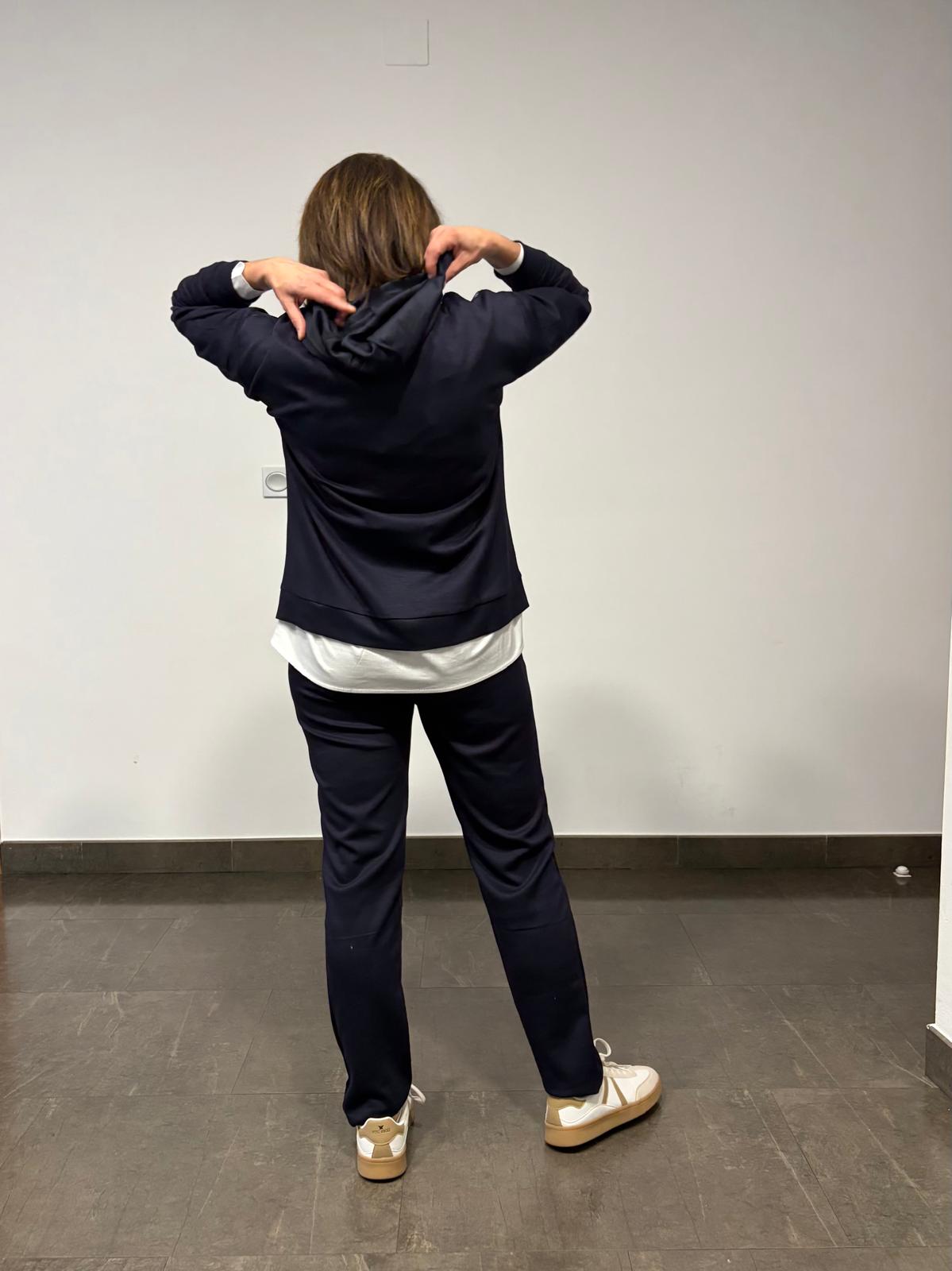 💙 Chaqueta azul marino con Capucha y Lentejuelas