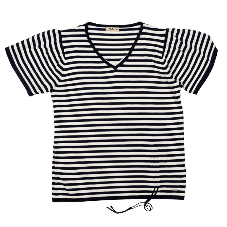 💙 Camiseta de Viscosa Estilo Marinero – Toque Chic con Rayas