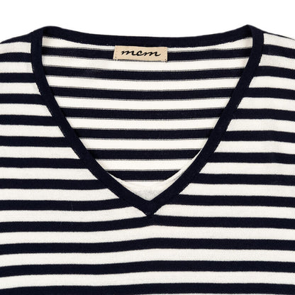 💙 Camiseta de Viscosa Estilo Marinero – Toque Chic con Rayas