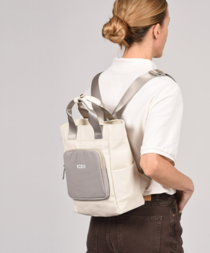 🤍🎒 Mochila KCB Spark