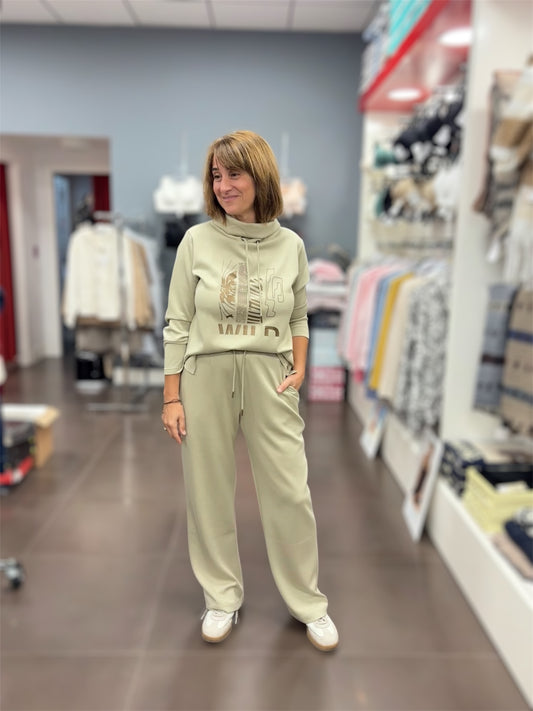 Conjunto “Wild” color beige claro