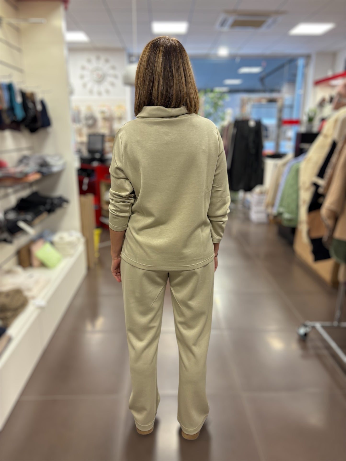 Conjunto “Wild” color beige claro