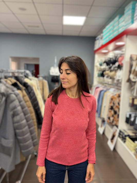 Jersey color coral con detalle de flores